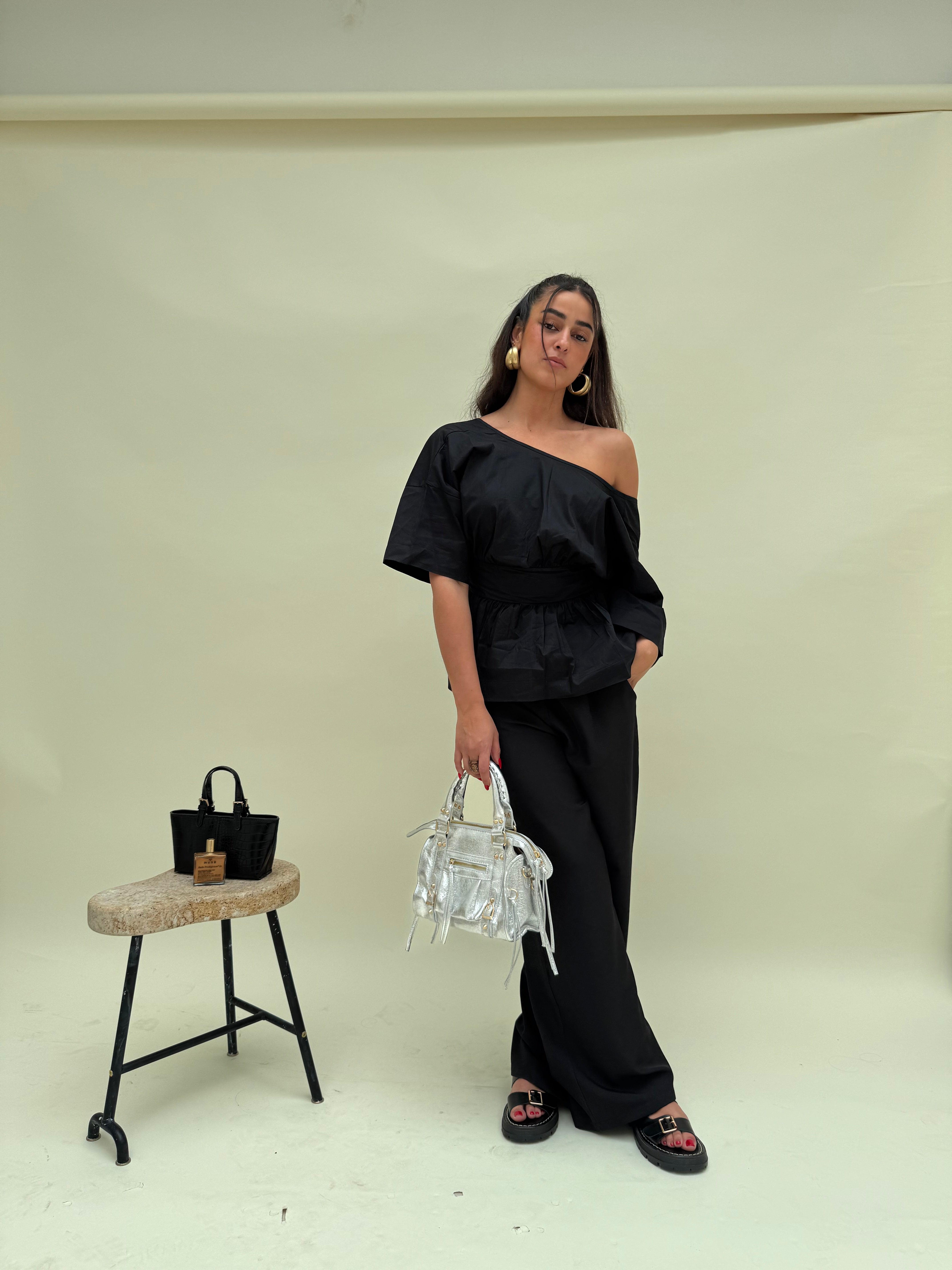 Open back summer top (Black)