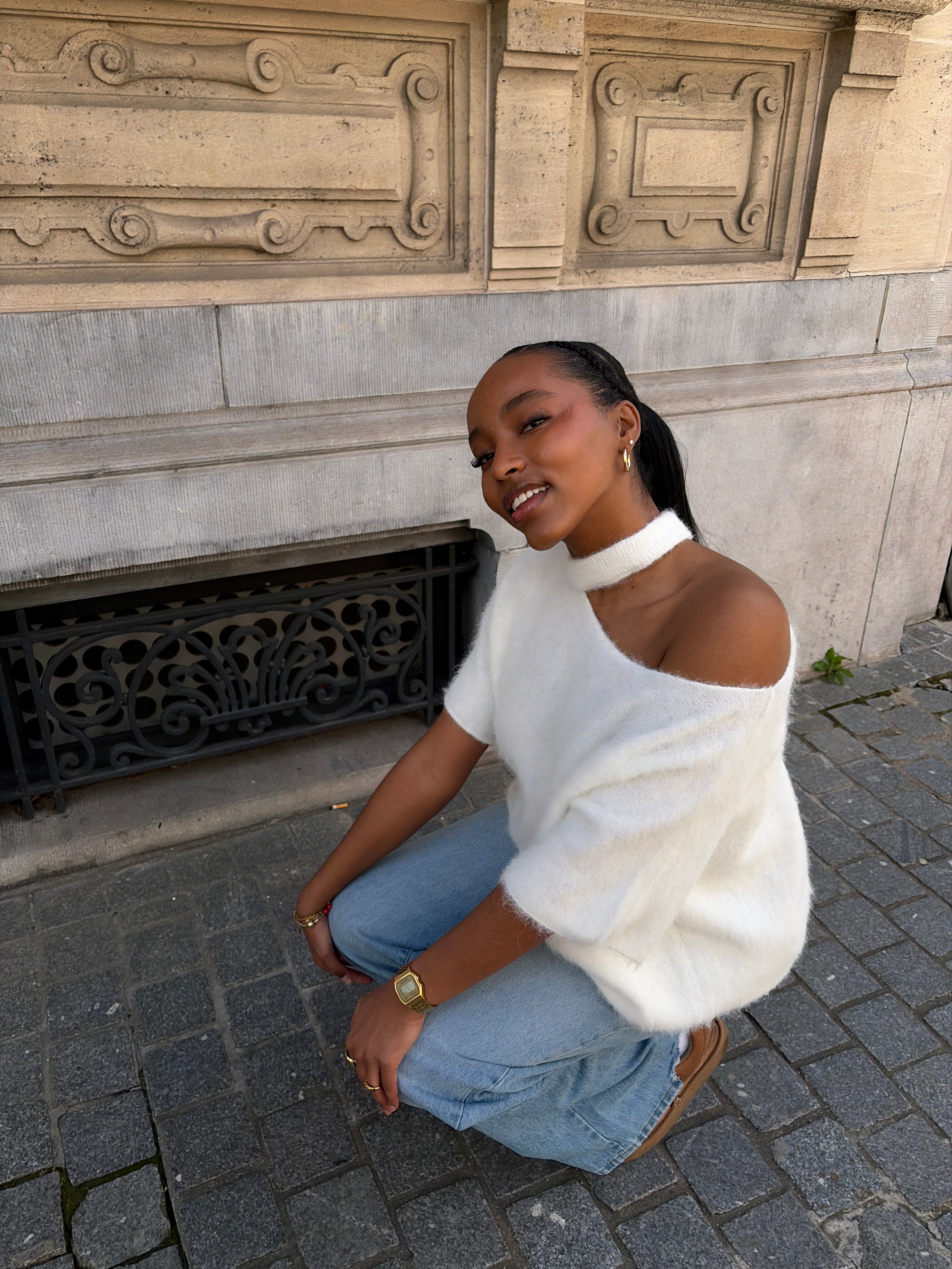 Short sleeved one shoulder sweater